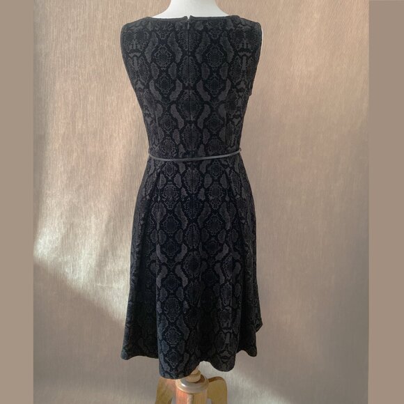 Calvin Klein Black Velour Pleated Dress | Sleeveless Fit & Flare | Size 8 - Picture 5 of 11